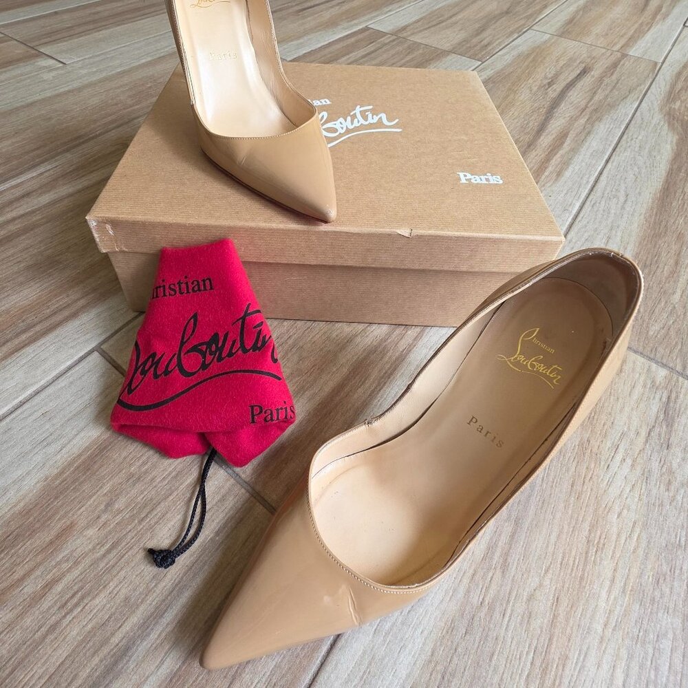 Christian Louboutin Pigalle Nude Patent Leather Pumps Eur. 39.5